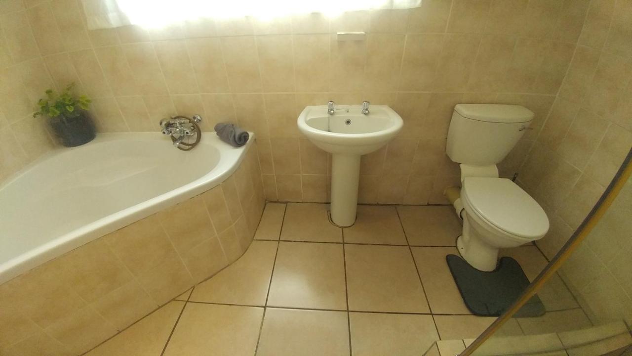 גרסקופ Four Seasons Self-Catering Guest House מראה חיצוני תמונה